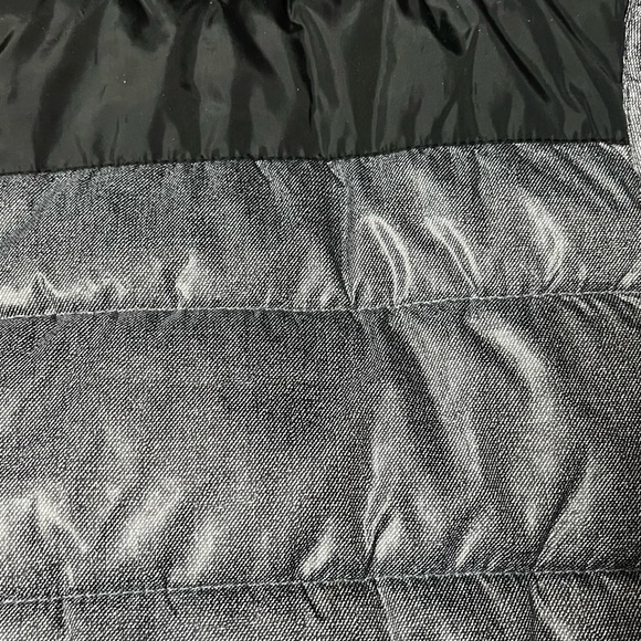 Mickey Mouse Vest Size 3T Grey and black - Picture 3 of 8